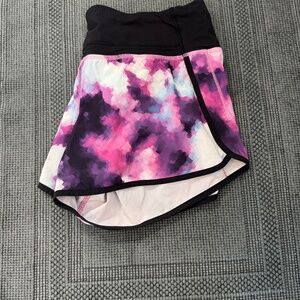 Lululemon Tunning Shorts